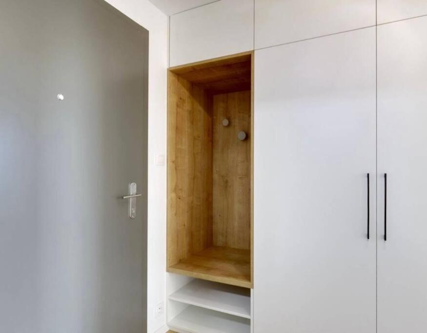 Klinger Apartment Bratislava Bagian luar foto